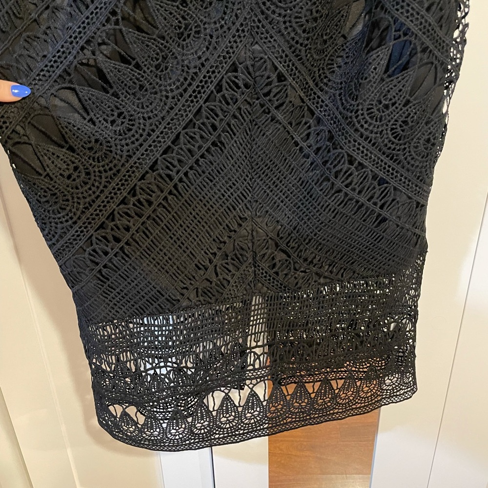 City Chic Black Cold-Shoulder Lace Midi Dress - Picture 5 of 10